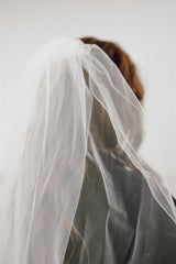 Simple Pencil Edge Bridal Veil